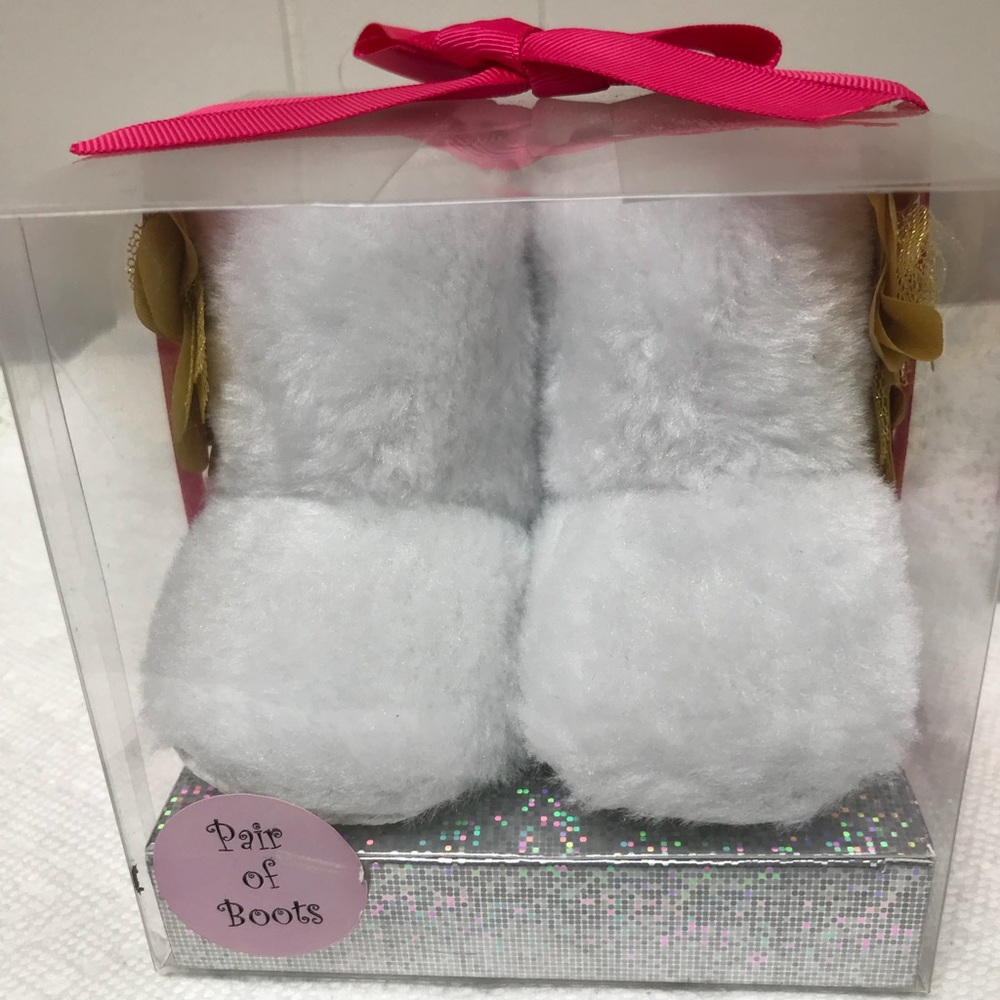 White baby girl boots
